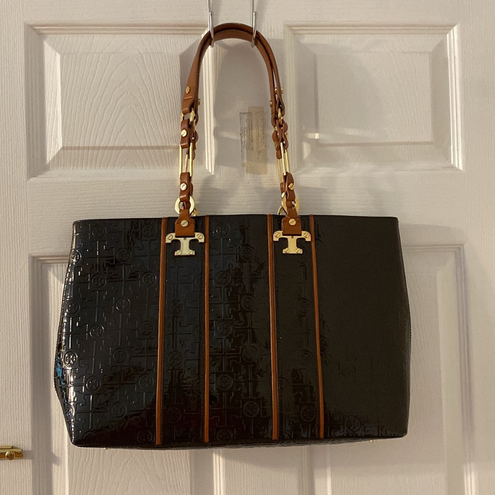 Tory Burch Brown Patent Satchel with Tan Trim - Picture 4 of 10